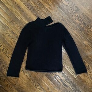 R+A long sleeve split neck black turtleneck, XS